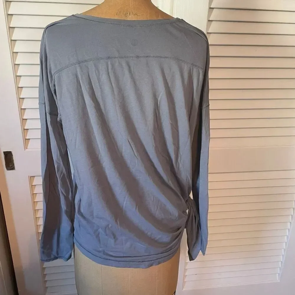 LULULEMON | to the point long sleeve periwinkle blue top